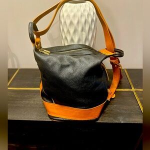 Valentina bucket bag/Crossbody